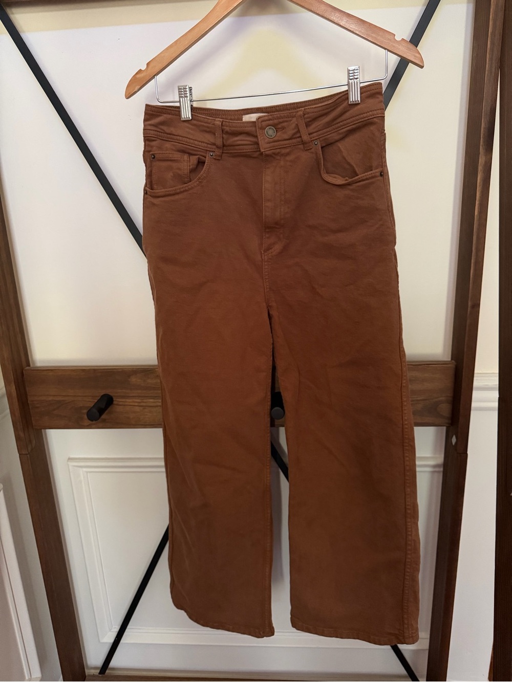 EUC size 38 / 6 Sezane brown wide leg jeans